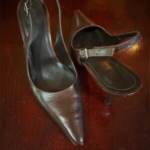 Leather high-heeled shoes